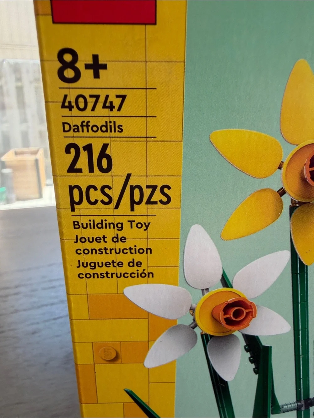 Lego Yellow & White Daffodil Flower Build